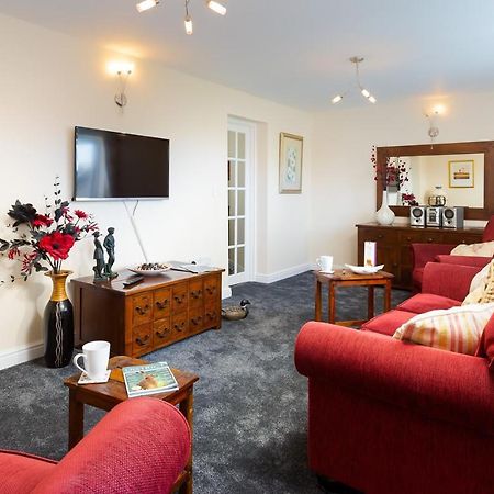 Villa Woodside West à Bowness-on-Windermere Extérieur photo