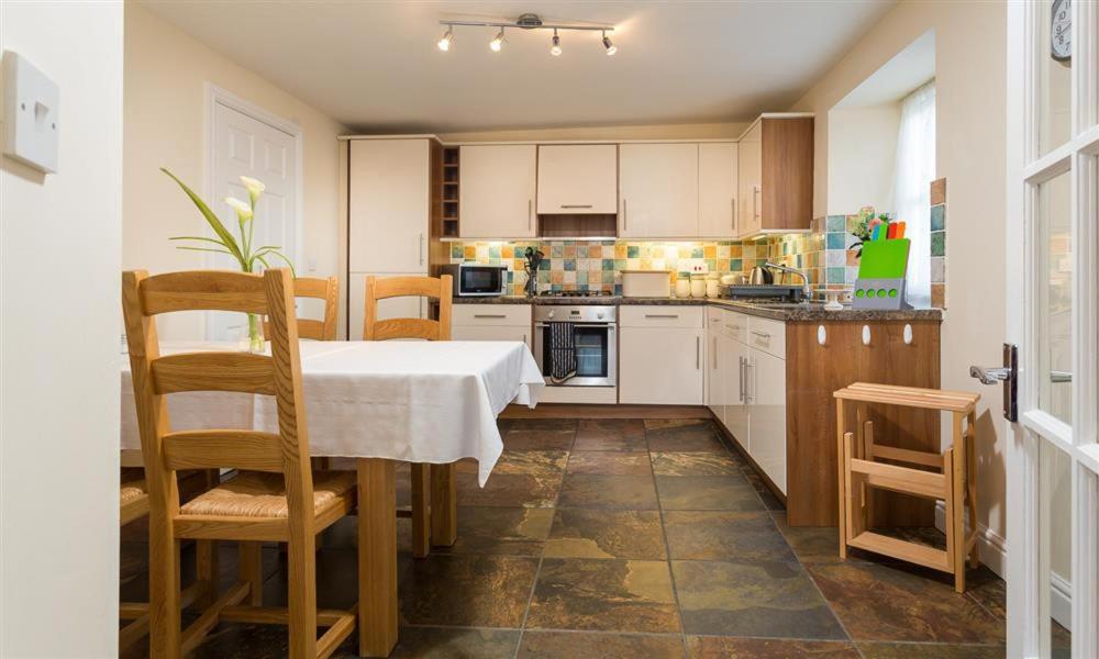 Villa Woodside West à Bowness-on-Windermere Extérieur photo